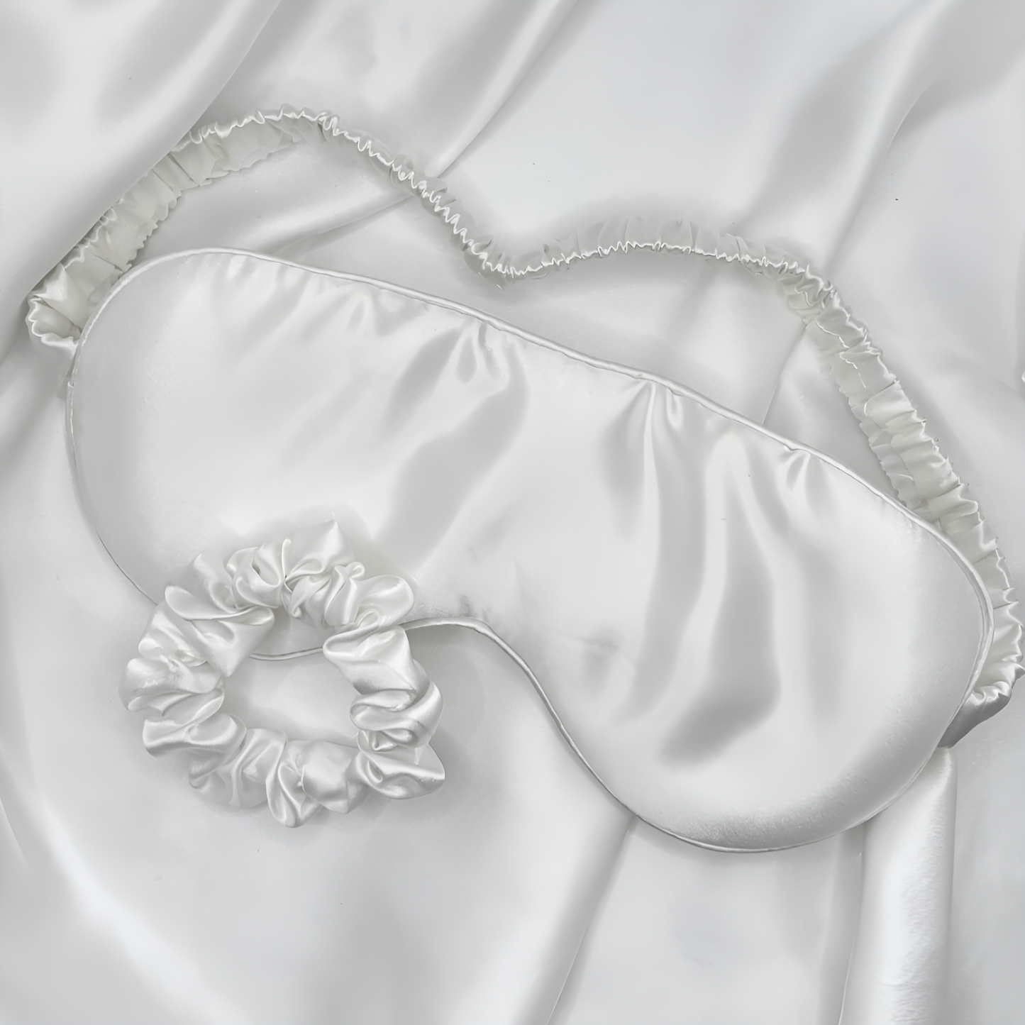 Kivien Silk šilkinė miego kaukė „Coconut White”